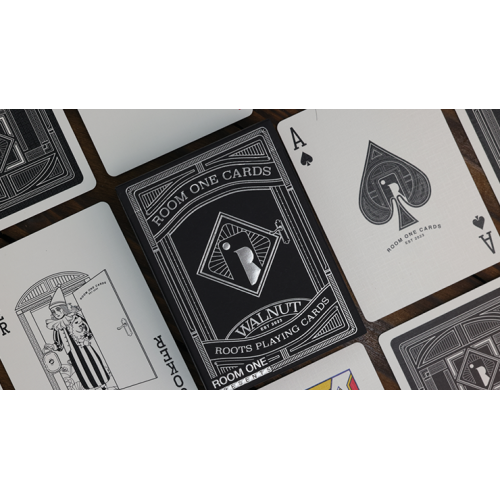 Игральные карты Roots Playing Cards (Walnut) by Room One под заказ из США