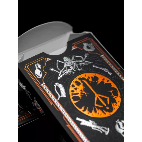 Игральные карты BLOODBORNE PLAYING CARDS - COLLECTOR’S EDITION BY DYENAMIK